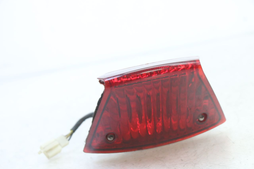 photo de FEU ARRIERE PIAGGIO NEW TYPHOON 50 (2018 - 2021) - Autre angle de vue