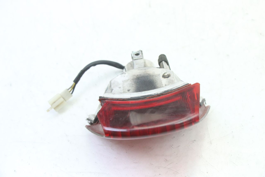 photo de FEU ARRIERE PIAGGIO NEW TYPHOON 50 (2018 - 2021) - Gros plan technique