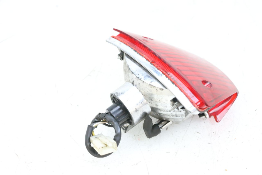 photo de FEU ARRIERE PIAGGIO NEW TYPHOON 50 (2018 - 2021) - Points de fixation