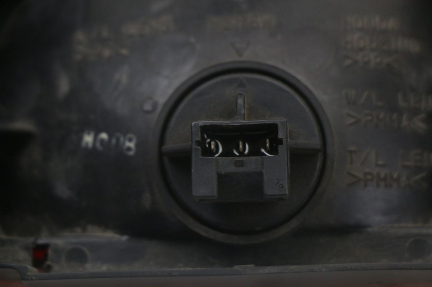 photo de FEU ARRIERE HONDA NTV DEAUVILLE 650 (1998 - 2001) - Marquages et références