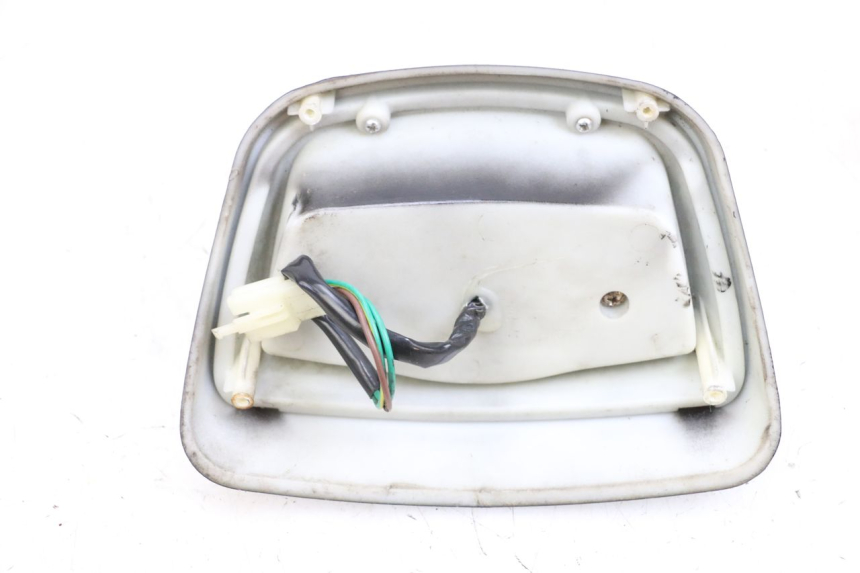 photo de FEU ARRIERE JM MOTORS OLDIES GT 4T 50 (2018 - 2025) - Gros plan technique