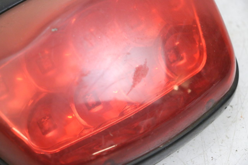 photo de FEU ARRIERE JM MOTORS OLDIES GT 4T 50 (2018 - 2025) - Pièce contrôlée