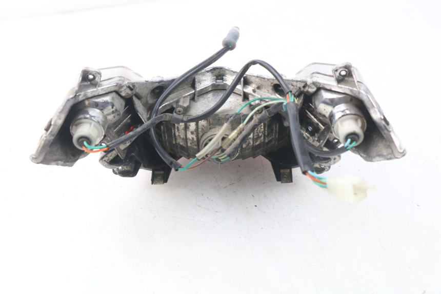 photo de FEU ARRIERE SYM ORBIT III 3 4T 50 (2018 - 2021) - Gros plan technique