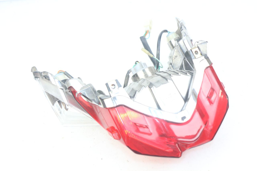 photo de FEU ARRIERE SYM ORBIT III 3 4T 50 (2018 - 2021) - Gros plan technique