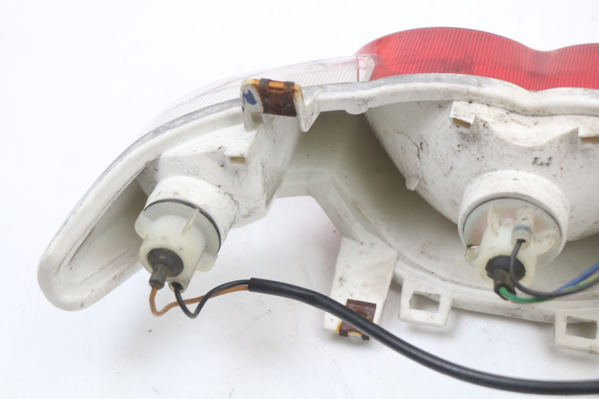 photo de FEU ARRIERE MBK OVETTO ONE 2T 50 (2013 - 2017) - Vue d’ensemble