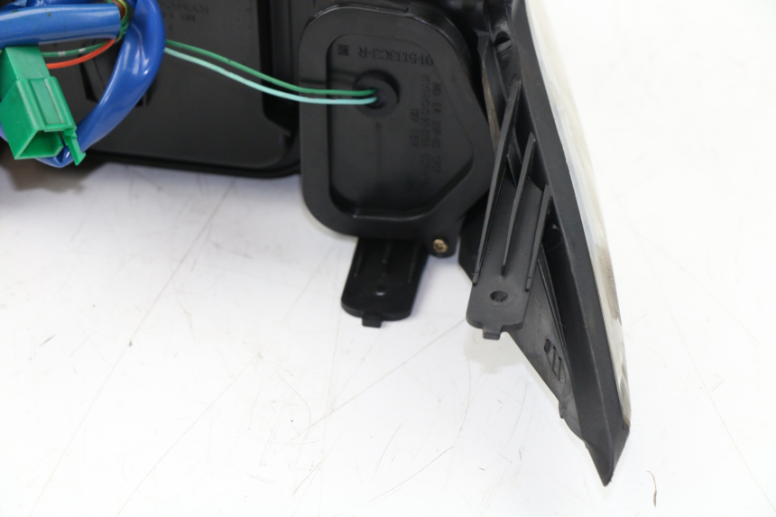 photo de FEU ARRIERE KYMCO PEOPLE S 125 (2000 - 2008) - Autre angle de vue