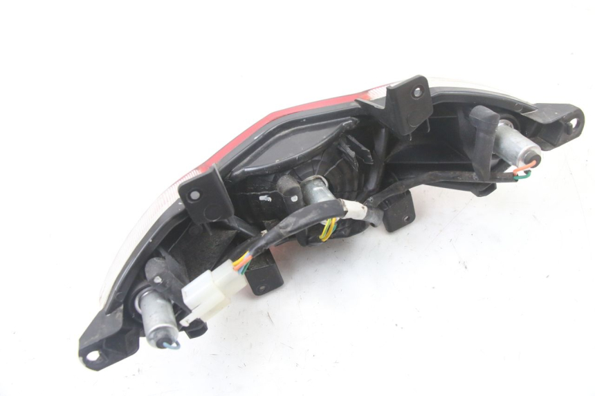 photo de FEU ARRIERE PEUGEOT KISBEE 4T 50 (2018 - 2022) - Points de fixation