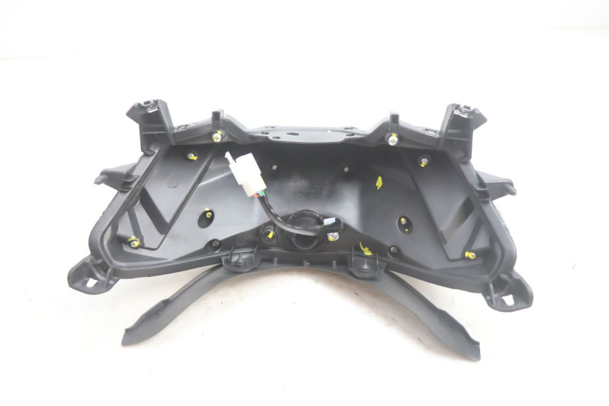 photo de FEU ARRIERE JM MOTORS R-MAX TECH 50 (2024 - 2026) - Vue d’ensemble