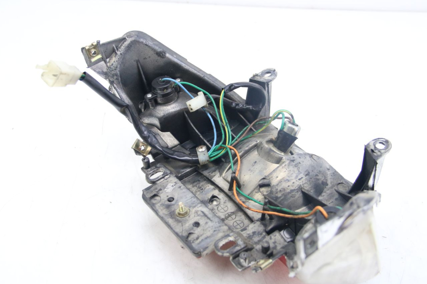 photo de FEU ARRIERE TNT MOTOR ROMA 12' 2T 50 (2007 - 2018) - Autre angle de vue