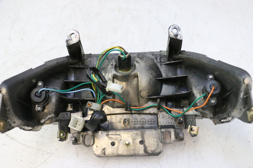 photo de FEU ARRIERE TNT MOTOR ROMA 12' 2T 50 (2007 - 2018) - Zoom état d’usage