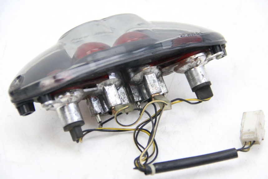 photo de FEU ARRIERE GILERA RUNNER SP 50 (2009 - 2017) - Gros plan technique