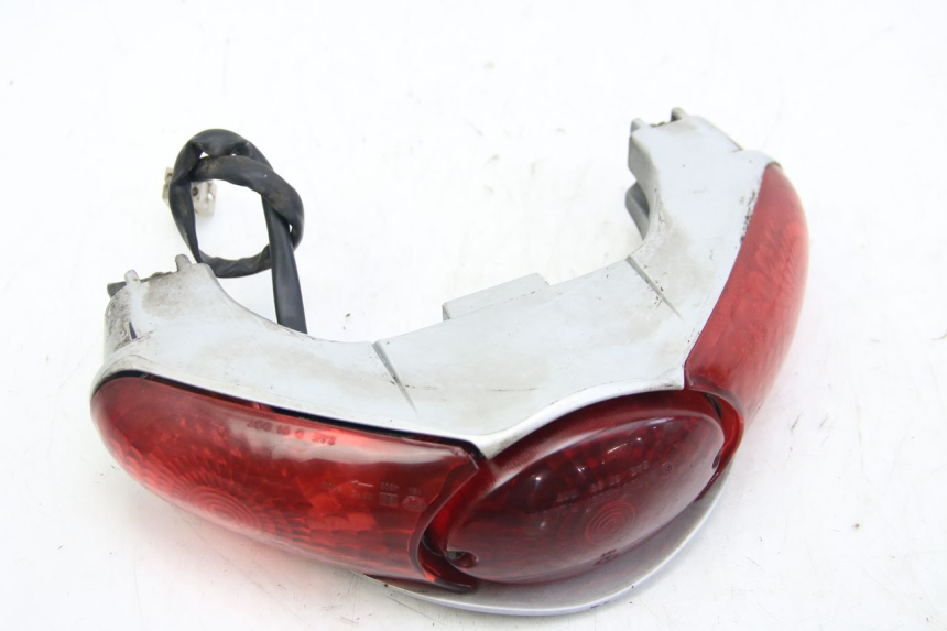 photo de FEU ARRIERE APRILIA SCARABEO 4T 50 (2009 - 2017) - Autre angle de vue