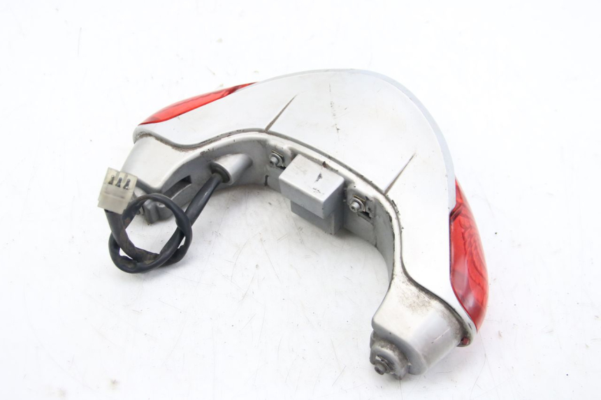 photo de FEU ARRIERE APRILIA SCARABEO 4T 50 (2009 - 2017) - Vue d’ensemble