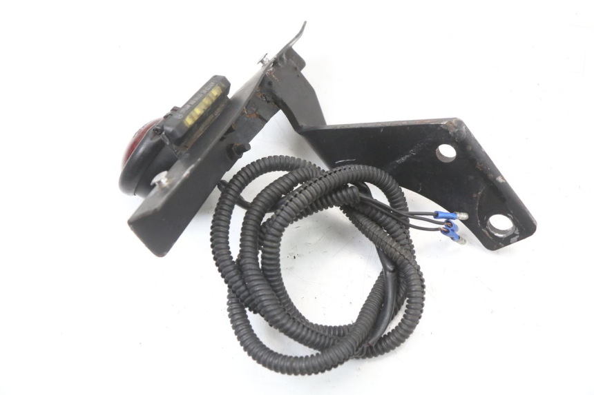 photo de FEU ARRIERE HARLEY DAVIDSON SPORTSTER XL CUSTOM 1200 (2003 - 2004) - Vue d’ensemble