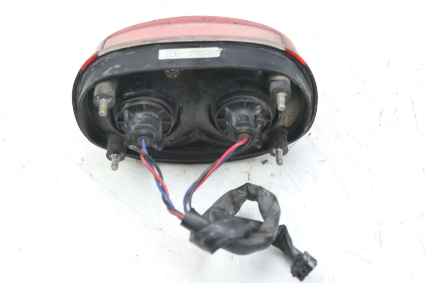 photo de FEU ARRIERE TRIUMPH SPRINT ST 955 (1999 - 2001) - Détail de la pièce