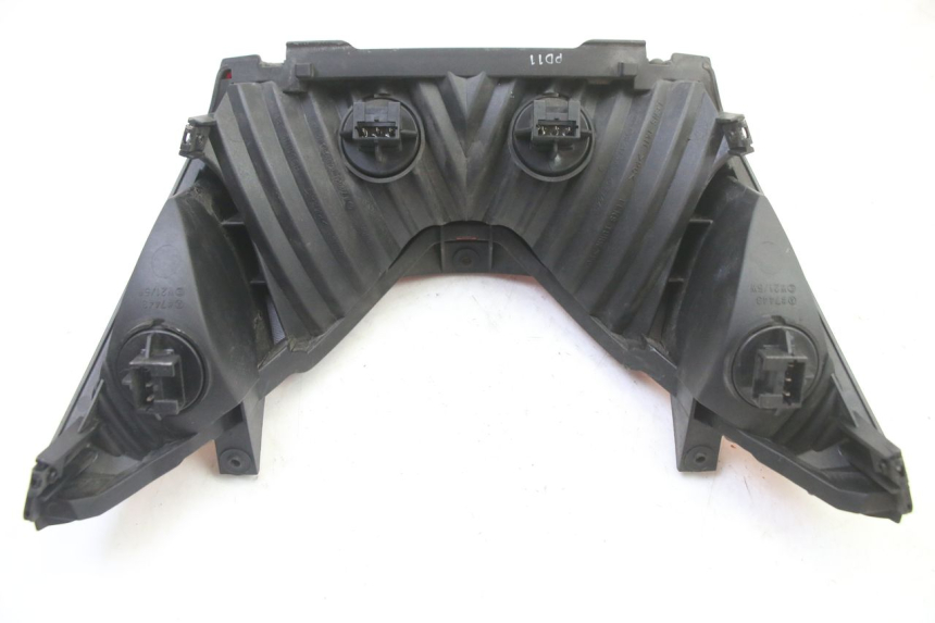 photo de FEU ARRIERE HONDA ST PAN EUROPEAN 1300 (2002 - 2013) - Vue d’ensemble