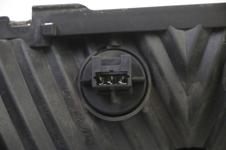 photo de FEU ARRIERE HONDA ST PAN EUROPEAN 1300 (2002 - 2013) - Points de fixation