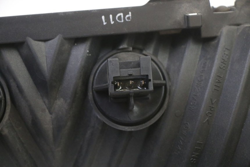 photo de FEU ARRIERE HONDA ST PAN EUROPEAN 1300 (2002 - 2013) - État de surface