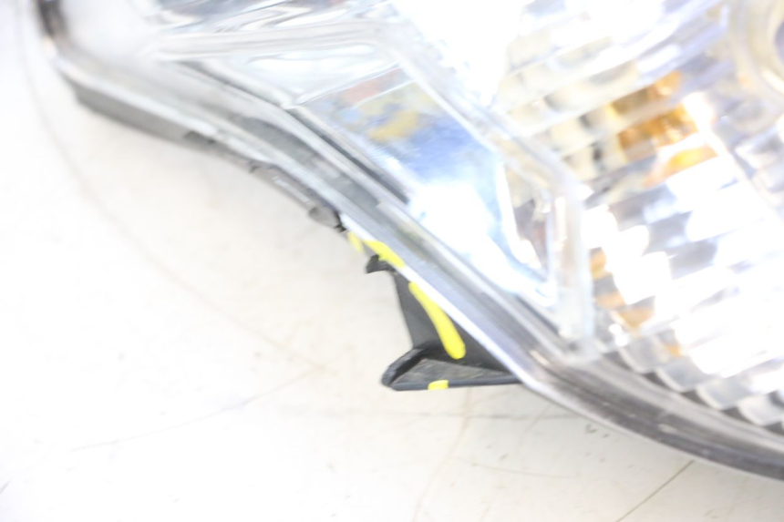 photo de FEU ARRIERE RAZZO STEED 125 (2012 - 2018) - Zoom état d’usage