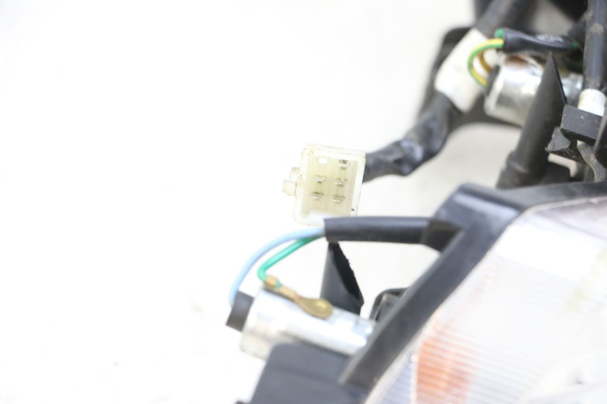 photo de FEU ARRIERE PEUGEOT STREETZONE 2T 50 (2014 - 2019) - Zoom état d’usage