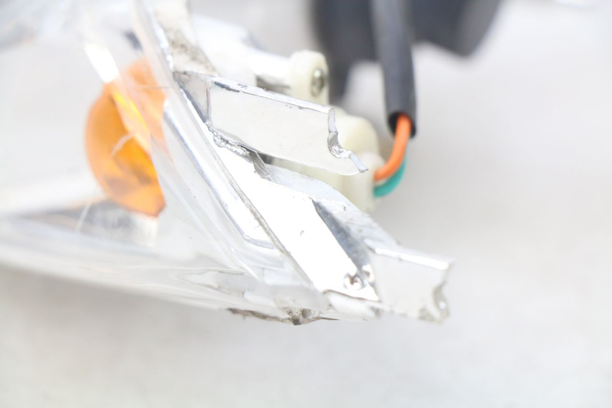 photo de FEU ARRIERE KYMCO SUPER 8 4T 50 (2018 - 2020) - Gros plan technique