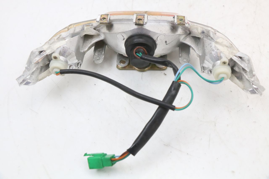 photo de FEU ARRIERE KYMCO SUPER 8 4T 50 (2018 - 2020) - Gros plan technique