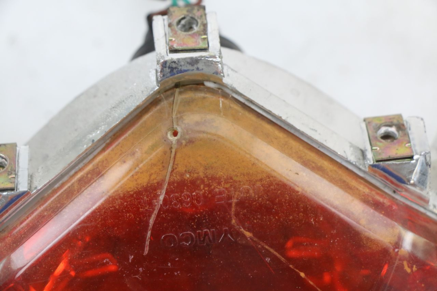 photo de FEU ARRIERE KYMCO SUPER 8 4T 50 (2018 - 2020) - Points de fixation