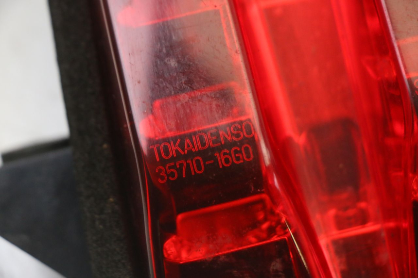 photo de FEU ARRIERE SUZUKI SV S 650 (2003 - 2009) - Points de fixation