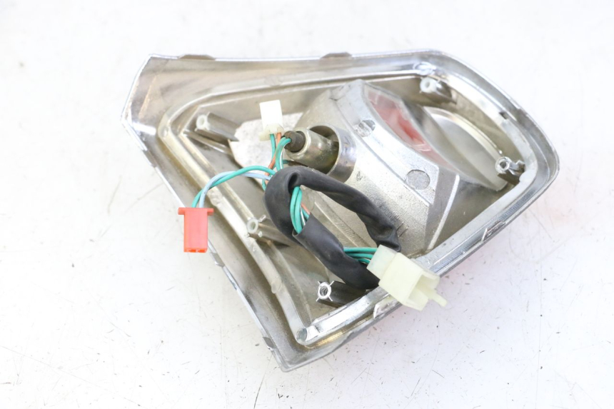 photo de FEU ARRIERE SYM FIDDLE 3 III 50 (2014 - 2020) - Zoom état d’usage