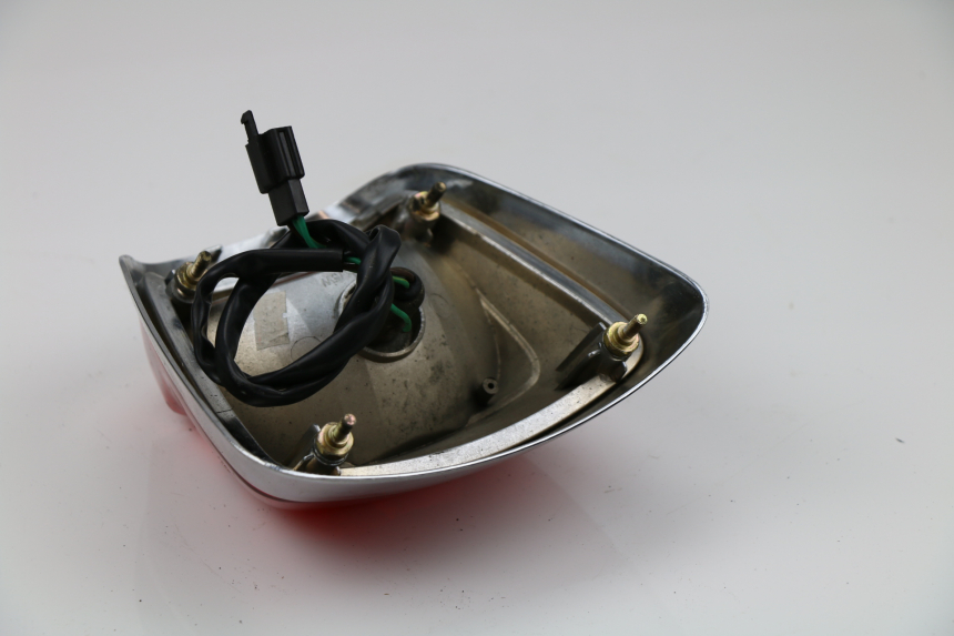 photo de FEU ARRIERE SYM FIDDLE 50 (2008 - 2010) - Gros plan technique