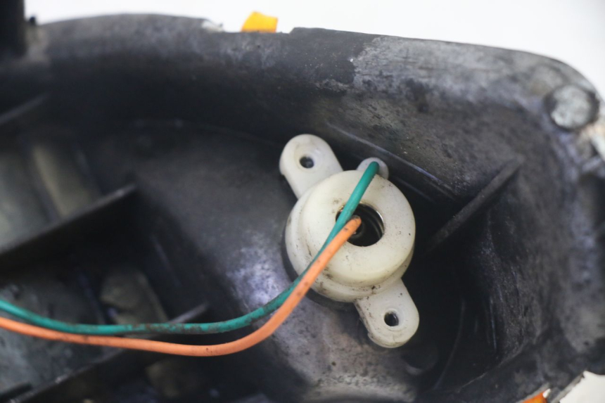 photo de FEU ARRIERE SUKIDA TOP 1 50 (2003 - 2010) - Pièce contrôlée