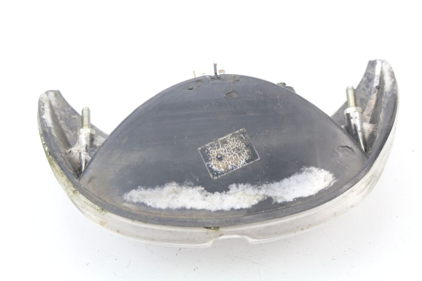 photo de FEU ARRIERE PEUGEOT TREKKER TKR 50 (2005 - 2014) - Zoom état d’usage