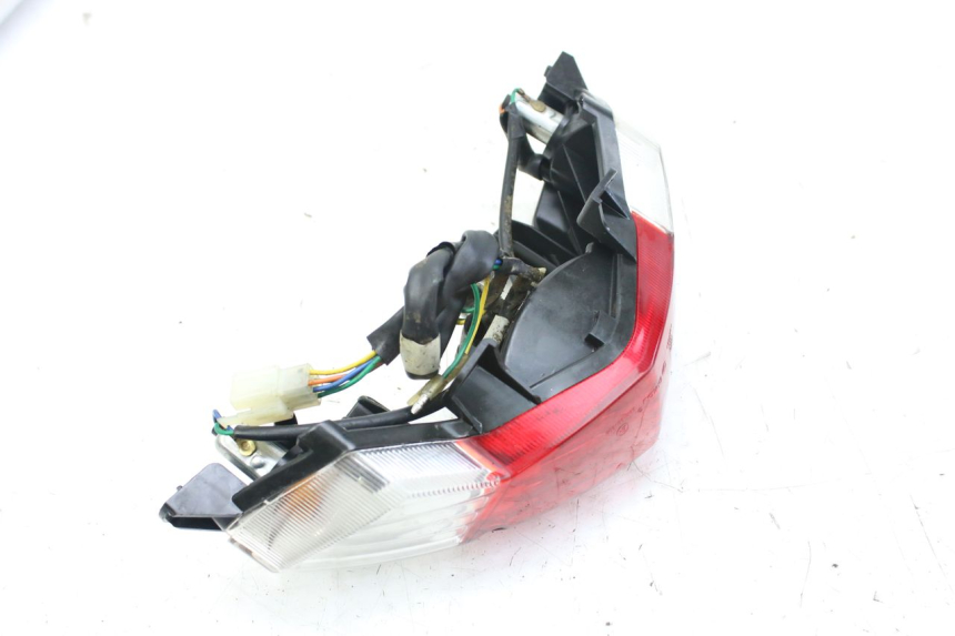 photo de FEU ARRIERE PEUGEOT TWEET 4T 50 (2010 - 2014) - Détail de la pièce