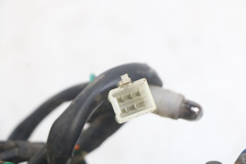 photo de FEU ARRIERE PEUGEOT TWEET 4T 50 (2010 - 2014) - Détail de la pièce