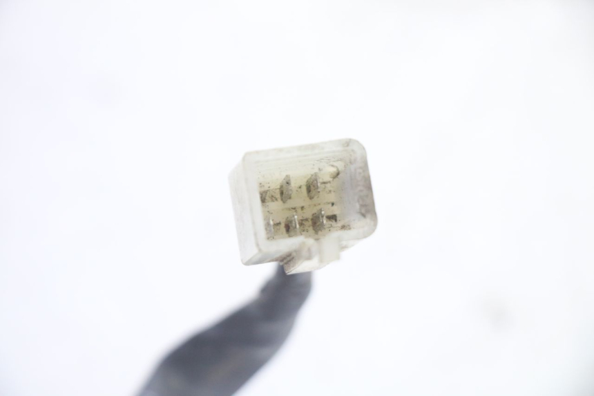 photo de FEU ARRIERE PEUGEOT TWEET 4T 50 (2018 - 2022) - État de surface