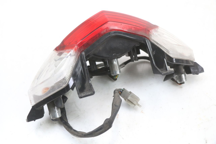 photo de FEU ARRIERE PEUGEOT TWEET 125 (2018 - 2021) - Autre angle de vue