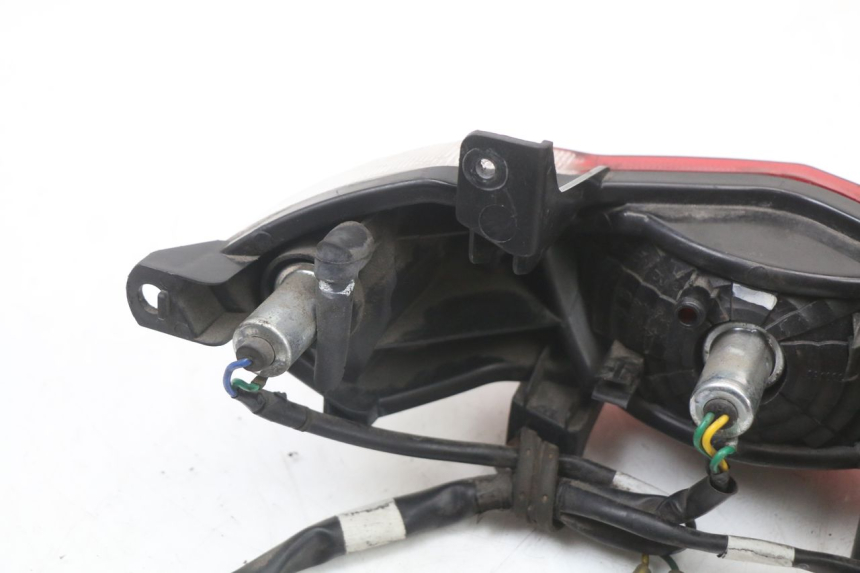 photo de FEU ARRIERE PEUGEOT TWEET 125 (2018 - 2021) - Vue d’ensemble