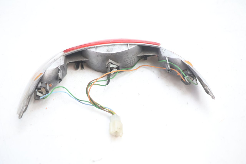 photo de FEU ARRIERE PEUGEOT VIVACITY 50 (1998 - 2003) - Autre angle de vue