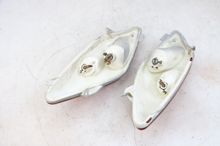 photo de FEU ARRIERE YAMAHA XMAX X-MAX 125 (2006 - 2009) - Détail de la pièce