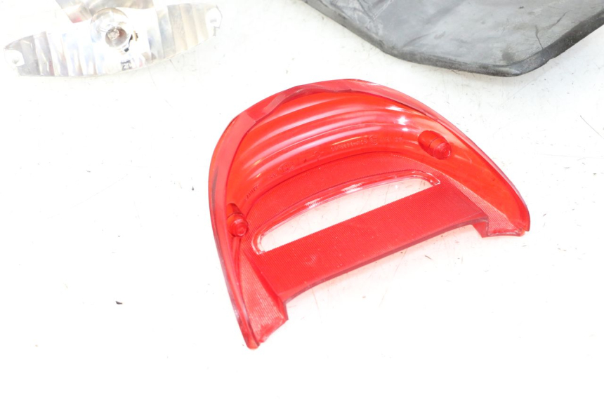 photo de FEU ARRIERE HONDA X8R 50 (1998 - 2003) - Autre angle de vue