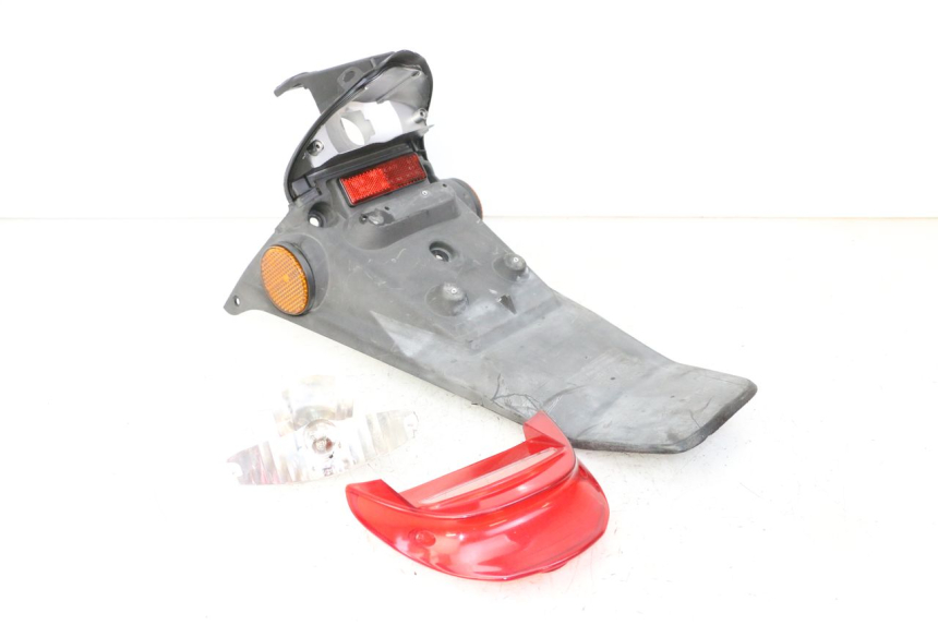 photo de FEU ARRIERE HONDA X8R 50 (1998 - 2003) - Points de fixation