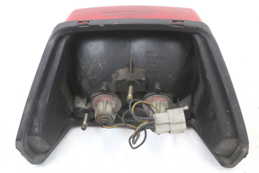 photo de FEU ARRIERE YAMAHA XJ F 900 (1983 - 1994) - Vue d’ensemble