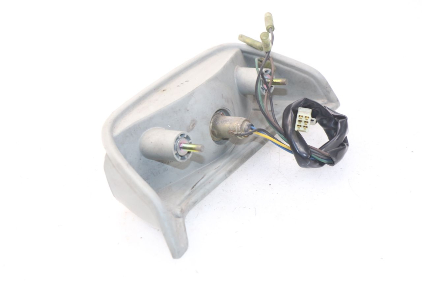 photo de FEU ARRIERE YAMAHA XJ600 XJ DIVERSION 600 (1992 - 1997) - Autre angle de vue