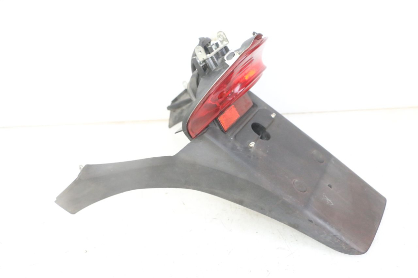 photo de FEU ARRIERE HONDA XLV VARADERO 125 (2000 - 2006) - Vue d’ensemble