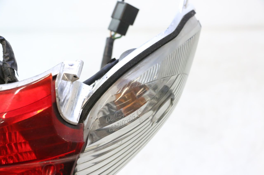 photo de FEU ARRIERE HONDA XLV VARADERO 125 (2007 - 2012) - Autre angle de vue