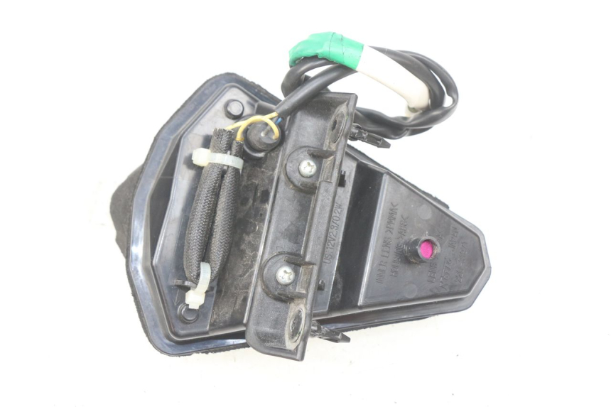 photo de FEU ARRIERE YAMAHA XP T-MAX TMAX ABS 530 (2012 - 2015) - Gros plan technique