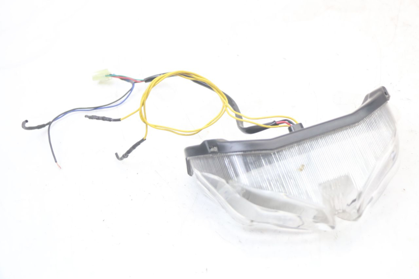 photo de FEU ARRIERE YAMAHA FZ1 FAZER 1000 (2007 - 2009) - Gros plan technique