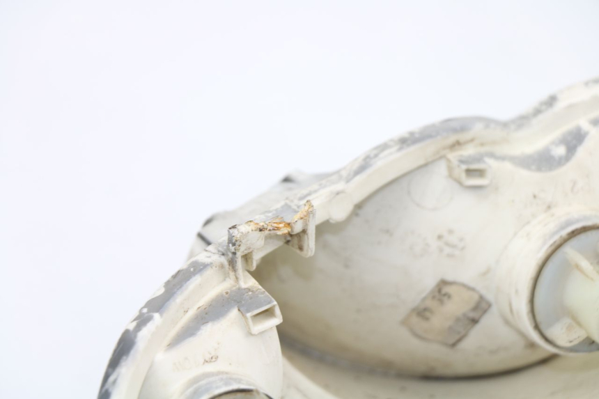 photo de FEU ARRIERE YAMAHA NEOS NEO'S 4T 50 (2008 - 2016) - Autre angle de vue