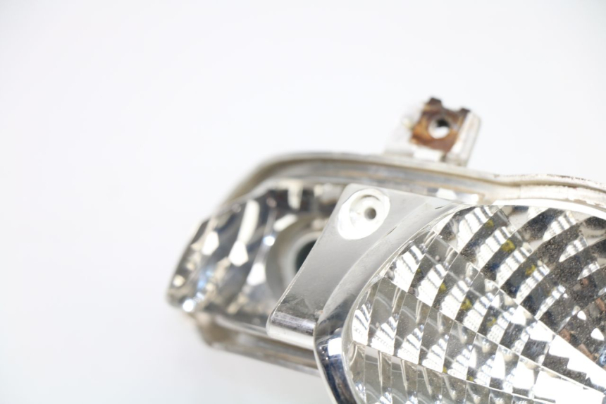 photo de FEU ARRIERE YAMAHA NEOS NEO'S 4T 50 (2008 - 2016) - Marquages et références