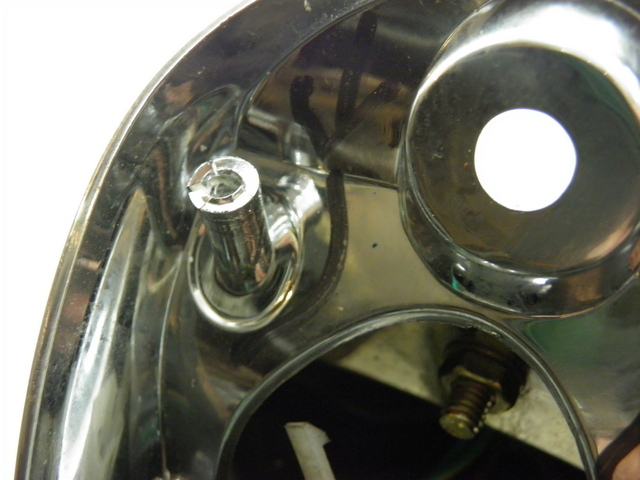 photo de FEU ARRIERE YAMASAKI YM50QT-N3 RETRO 50 (2012 - 2014) - Zoom état d’usage